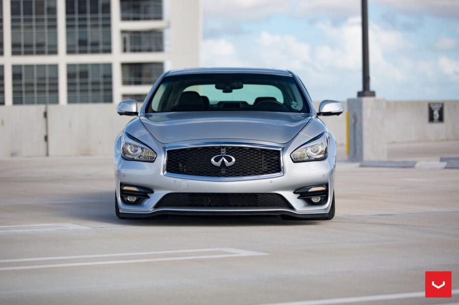  Infiniti Q70 on Vossen Wheels (VFS2) 2017 года  (фото 3 из 43)